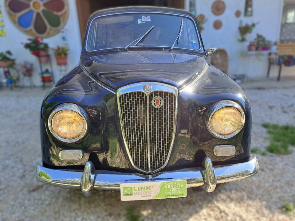 Image 17/42 of Lancia Appia C10 (1958)