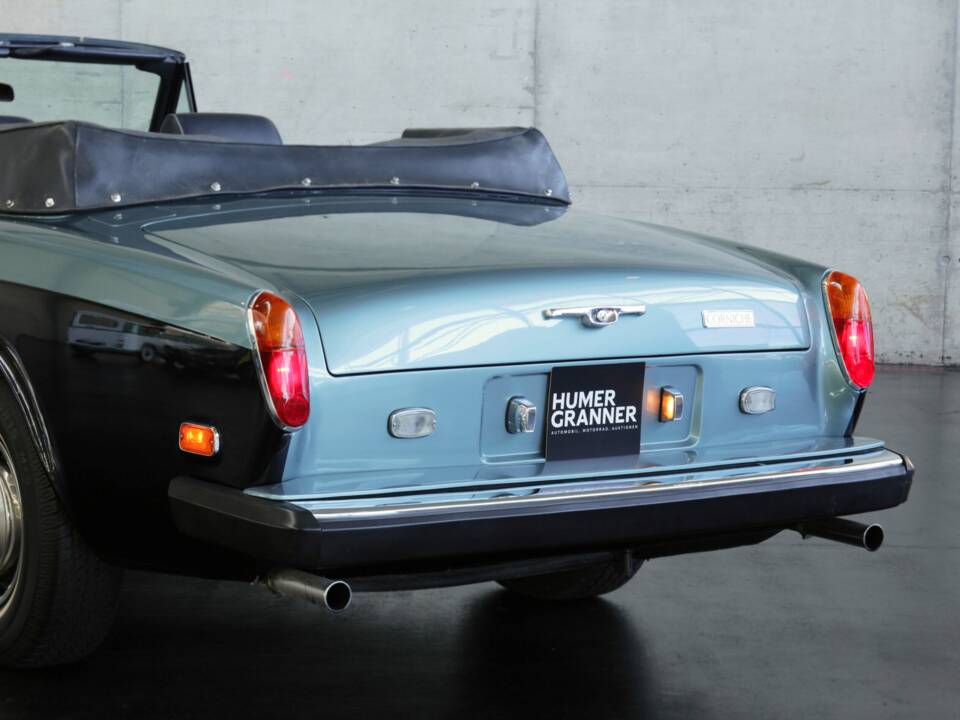Image 13/48 of Rolls-Royce Corniche I (1980)
