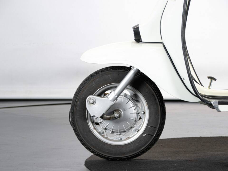 Bild 17/45 von Innocenti Lambretta 150 DL (1970)