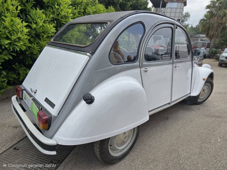 Image 2/31 of Citroën 2 CV 6 (1985)