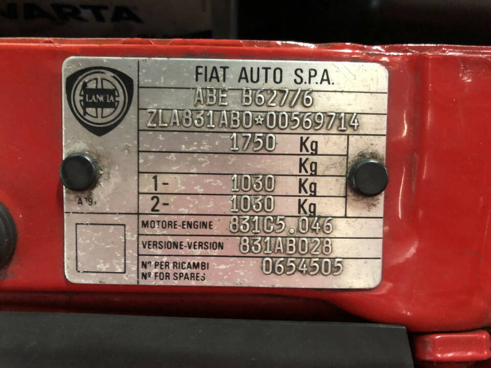 Image 33/33 of Lancia Delta HF Integrale Evoluzione I (1992)