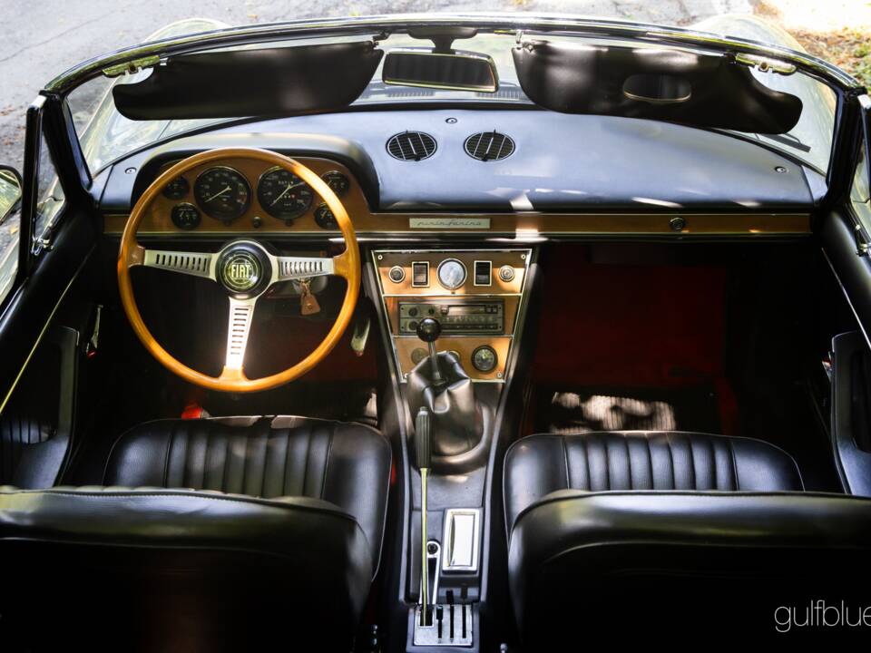 Image 30/67 de FIAT Dino Spider (1968)
