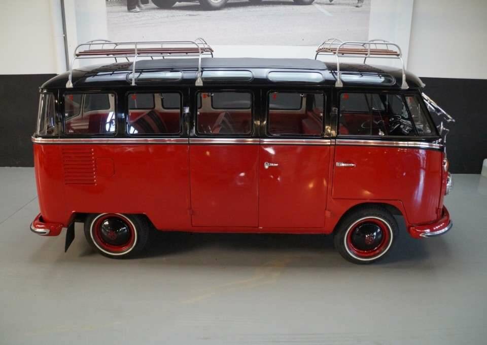 Image 32/50 of Volkswagen T1 Brasil &quot;Samba&quot; (1975)