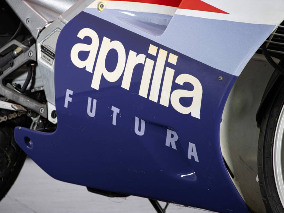 Bild 25/42 von Aprilia AF1 Futura Sport Pro 125 (1990)