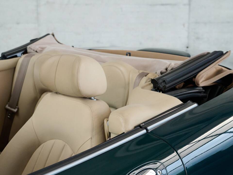 Bild 8/50 von Jaguar XK8 4.0 (2002)