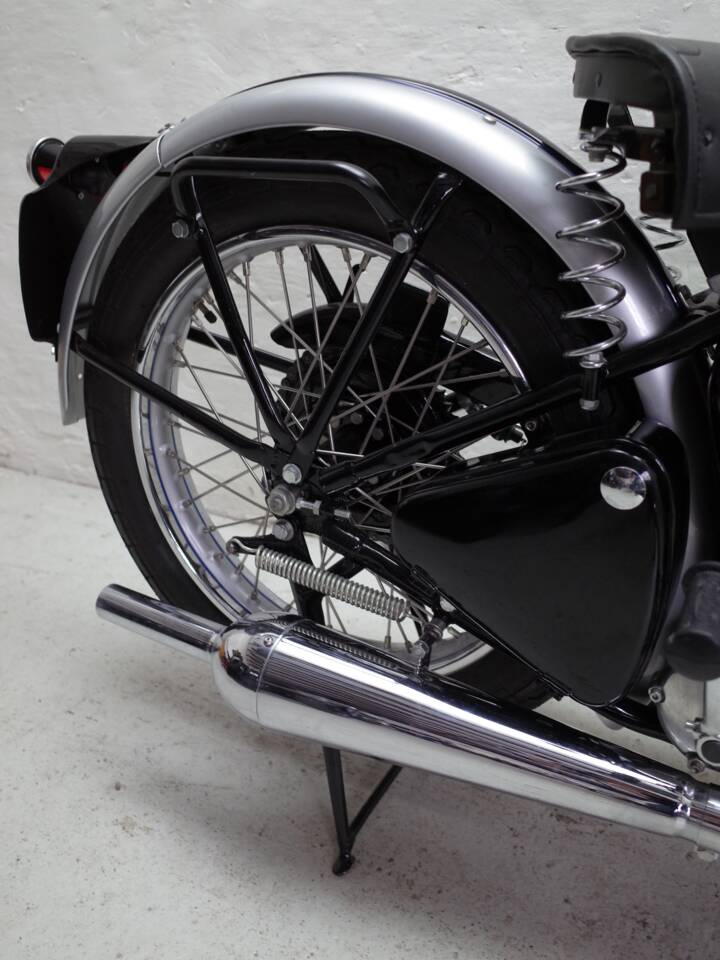 Imagen 5/25 de Triumph Tiger 100 (1939)