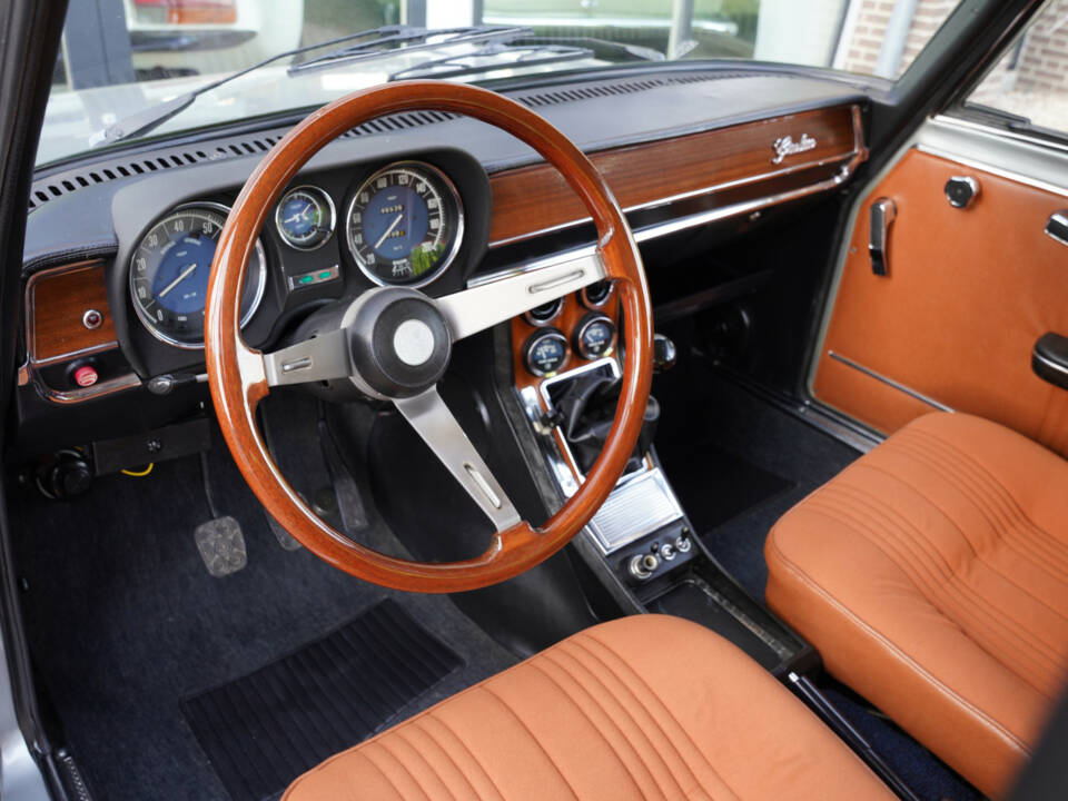 Imagen 3/50 de Alfa Romeo Giulia Nuova Super 1300 (1978)