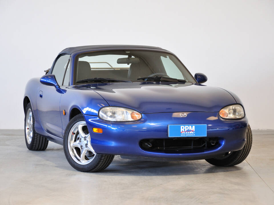 Image 13/47 of Mazda MX-5 1.8 (1999)