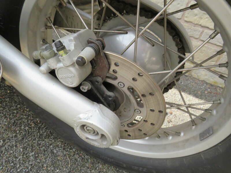 Bild 38/41 von Aprilia Moto 6.5 (2000)