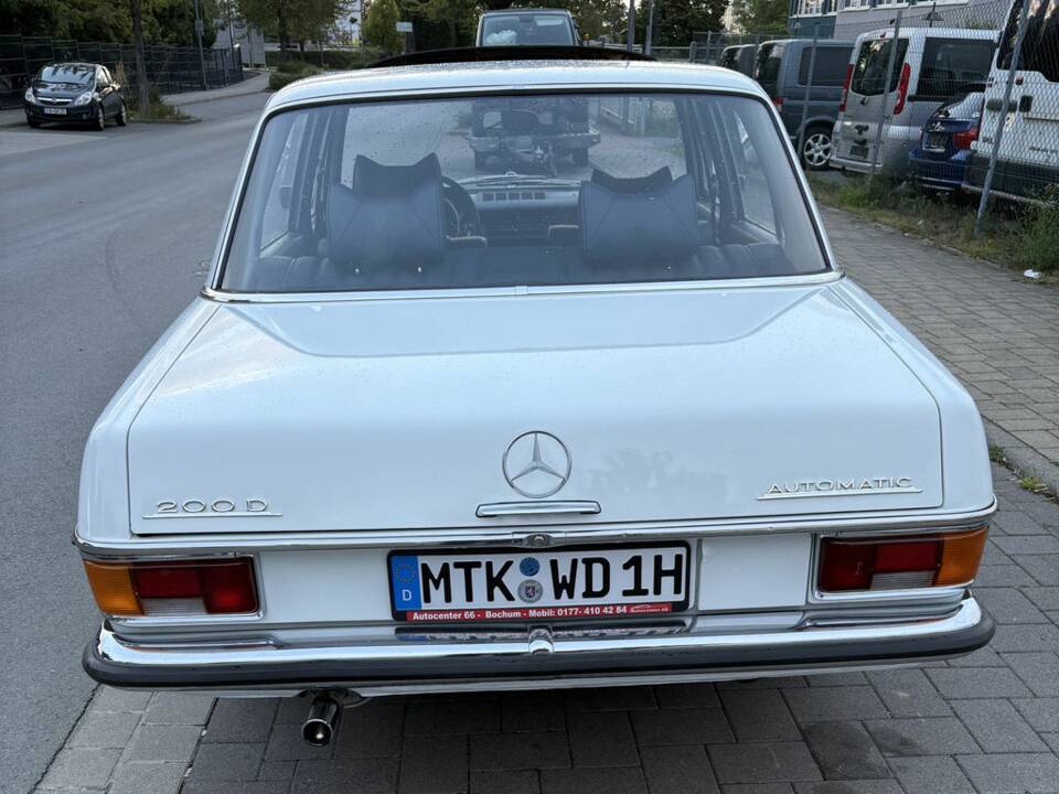 Bild 5/8 von Mercedes-Benz 250 (1970)