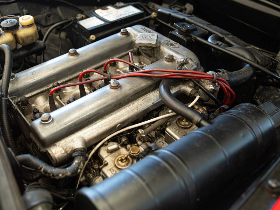 Imagen 45/50 de Alfa Romeo 1600 Spider (1972)