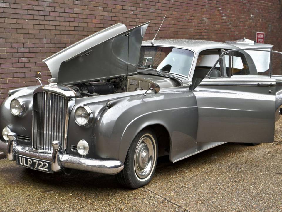 Image 16/50 de Bentley S 1 (1957)