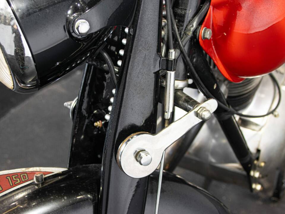 Bild 46/50 von Gilera 150 Sport (1951)