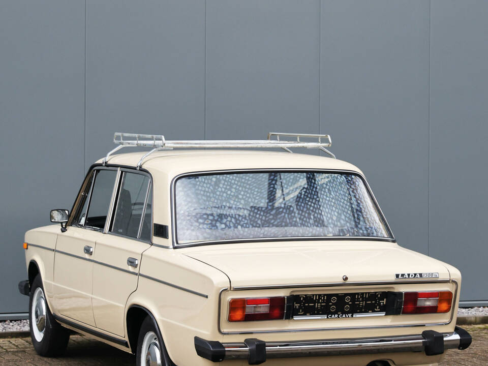 Image 27/59 of Lada 1300 (1990)