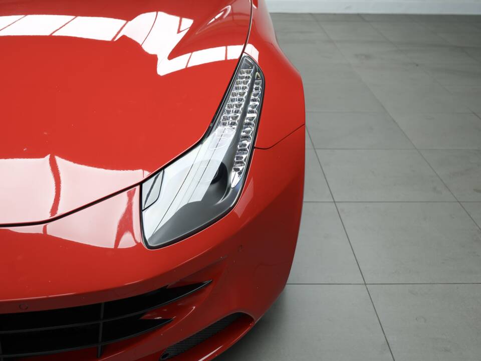 Immagine 33/50 di Ferrari FF (2011)