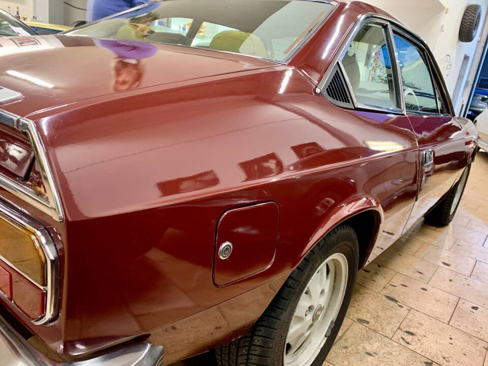 Image 12/17 of Lancia Beta Coupe 1600 (1978)