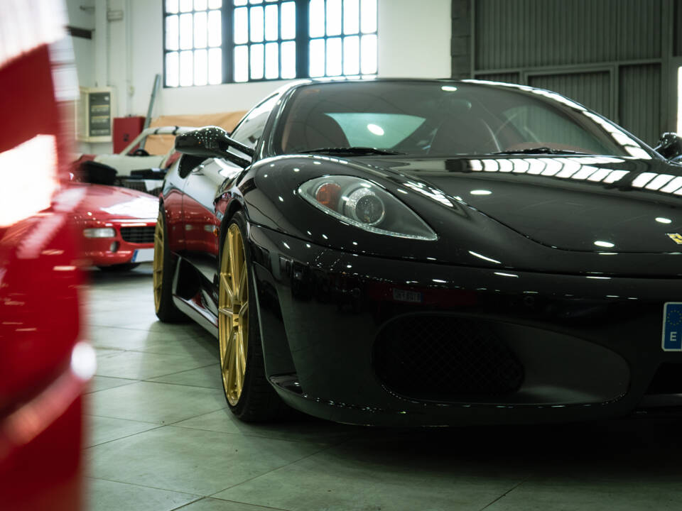 Image 15/54 de Ferrari F430 (2006)