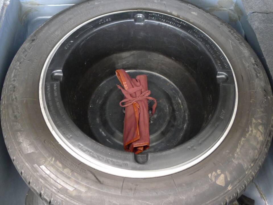 Afbeelding 17/40 van Mercedes-Benz E 420 (1993)