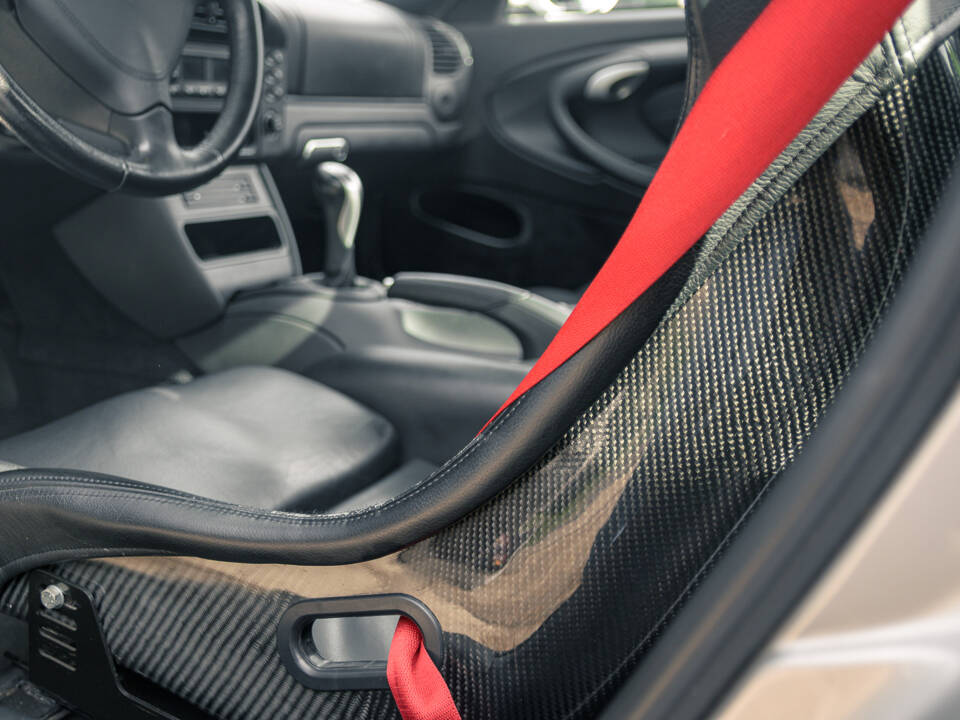 Image 47/61 of Porsche 911 GT2 Clubsport (2001)