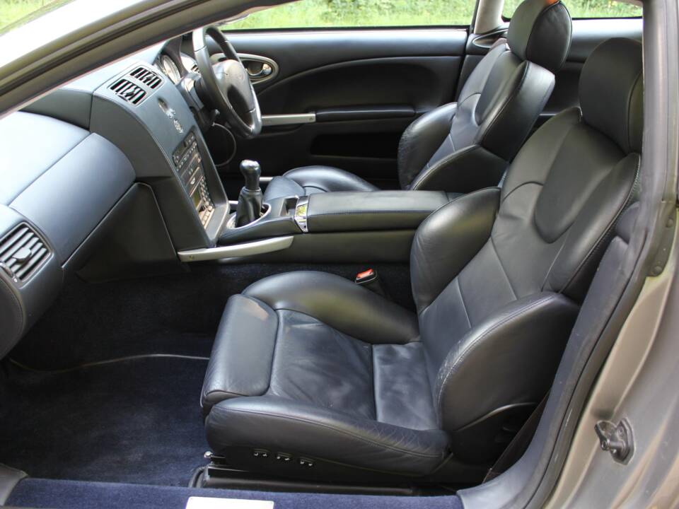 Bild 12/17 von Aston Martin V12 Vanquish (2002)