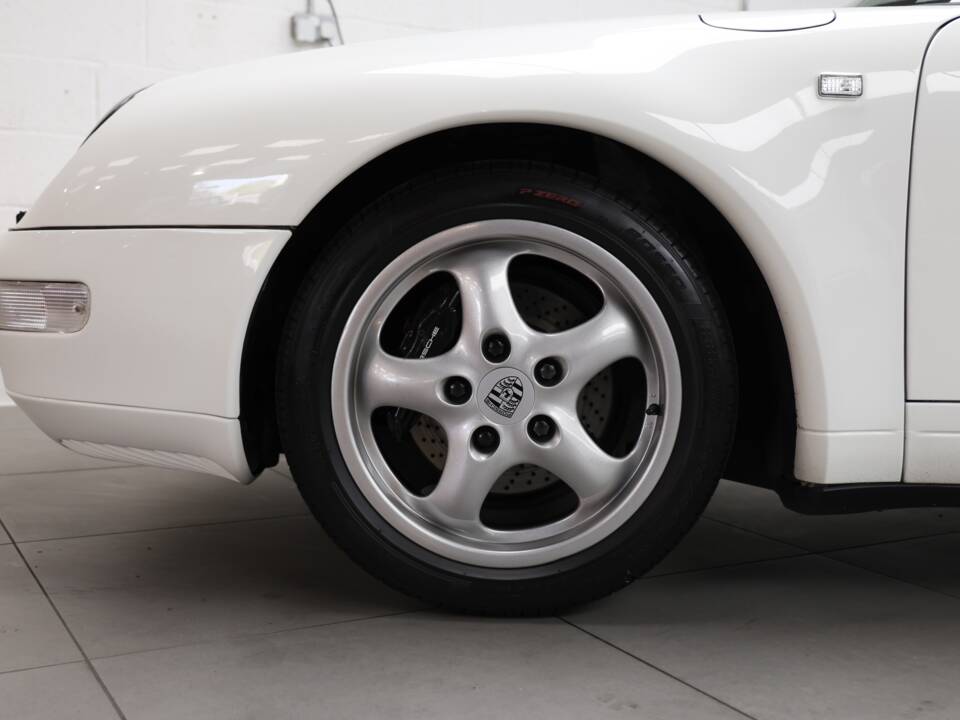 Afbeelding 40/50 van Porsche 911 Carrera (1994)
