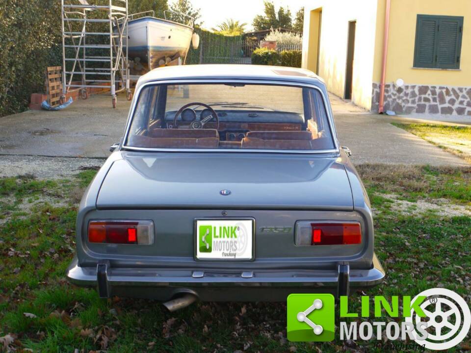 Bild 5/10 von Alfa Romeo 1750 Berlina (1972)