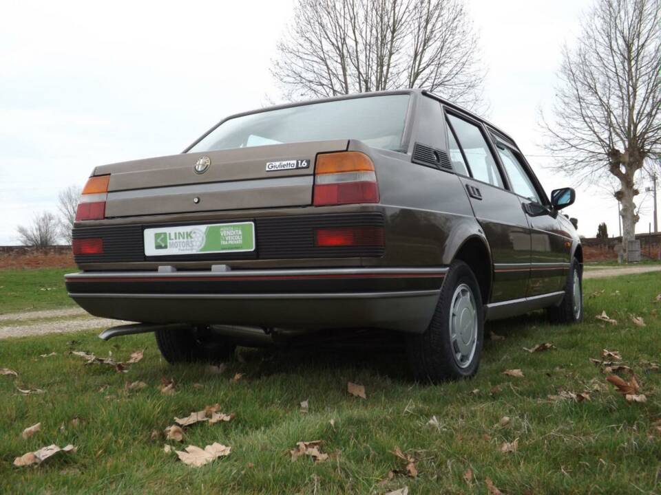 Image 7/50 of Alfa Romeo Giulietta 1.6 (1984)