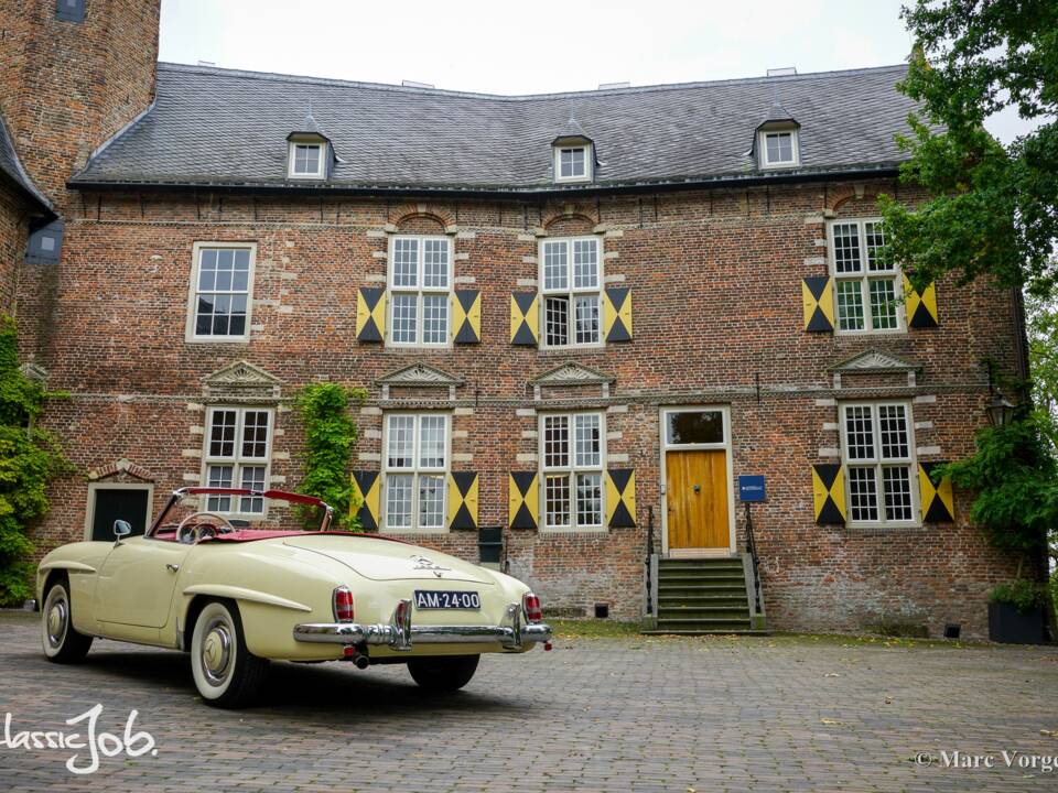Image 27/61 of Mercedes-Benz 190 SL (1959)