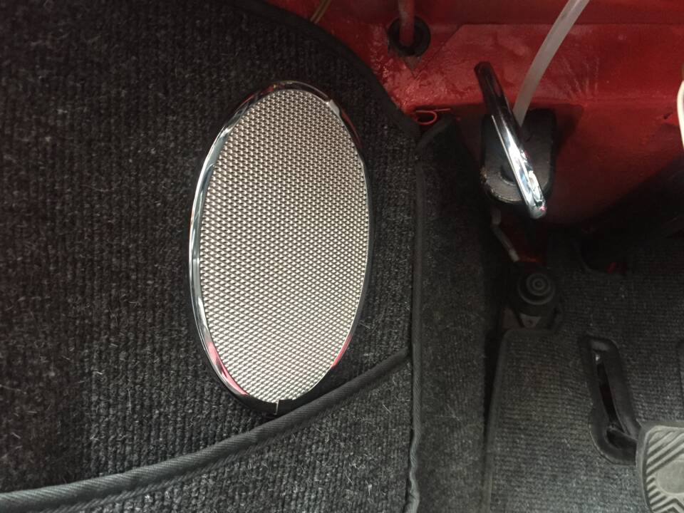 Afbeelding 37/56 van Porsche 356 B 1600 Super 90 (1961)