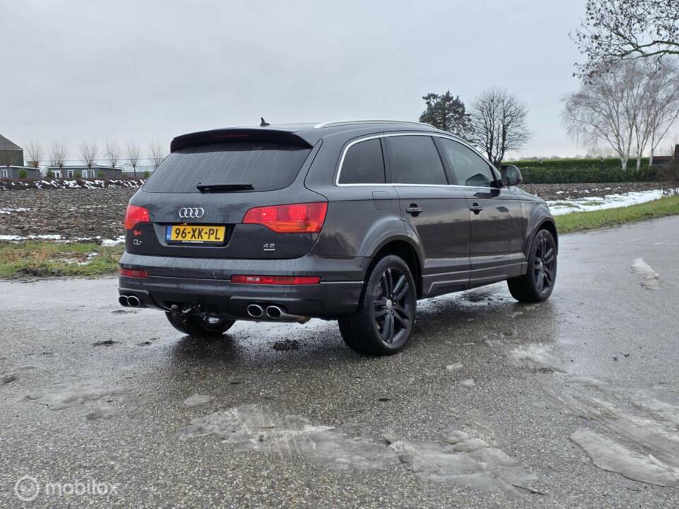 Image 9/50 of Audi Q7 4.2 FSI quattro (2006)