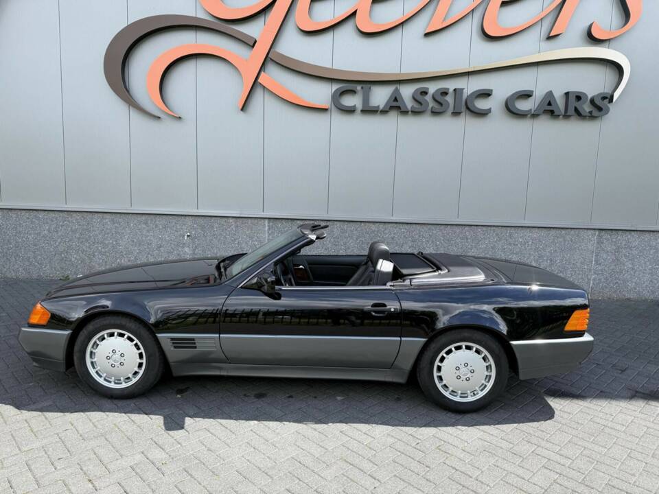 Image 4/50 de Mercedes-Benz 300 SL (1990)