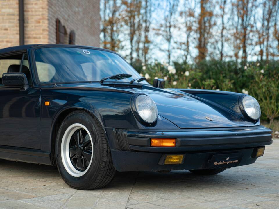 Bild 22/50 von Porsche 911 Carrera 3.2 (1989)