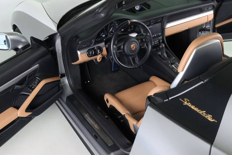 Image 7/20 of Porsche 911 Speedster (2019)