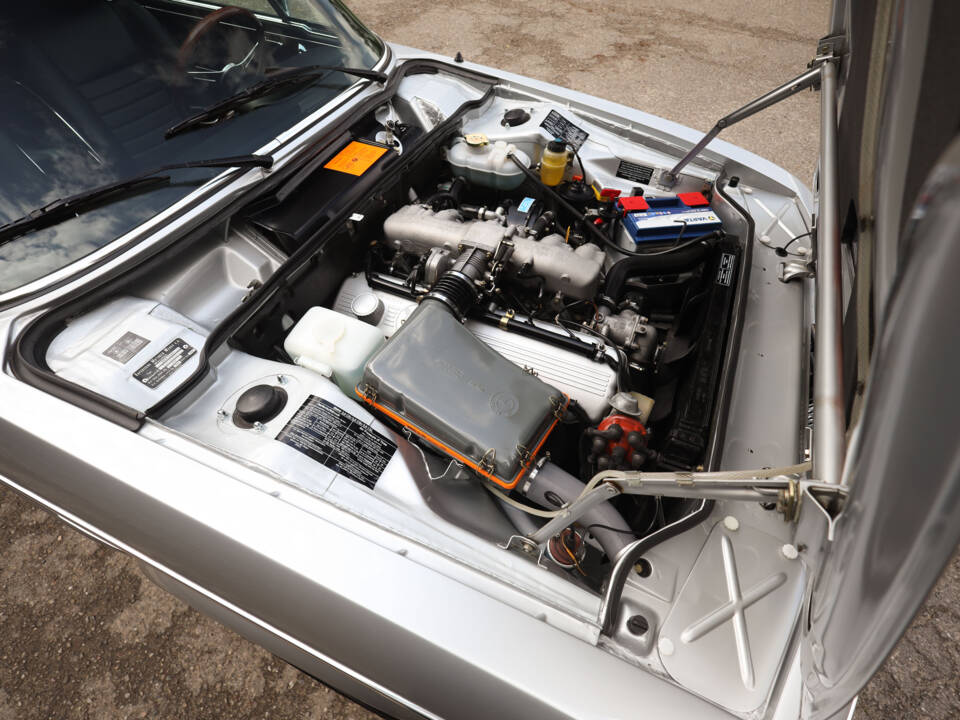 Image 22/95 of BMW 3.0 CSi (1975)