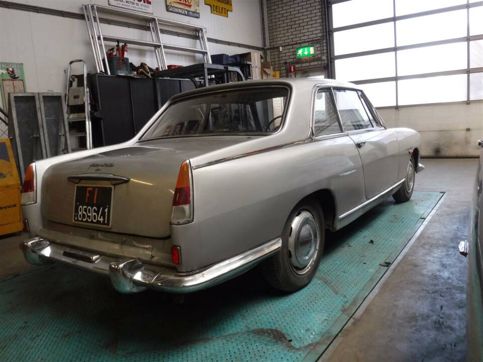 Bild 29/31 von Lancia Flaminia Coupe Pininfarina 3B (1964)