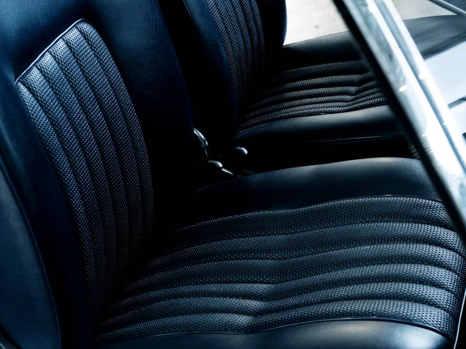 Bild 32/50 von BMW 2000 CS (1971)