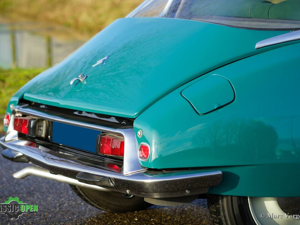 Image 32/41 of Citroën ID 19 (1964)