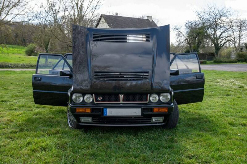 Bild 5/105 von Lancia Delta HF Integrale 16V (1990)