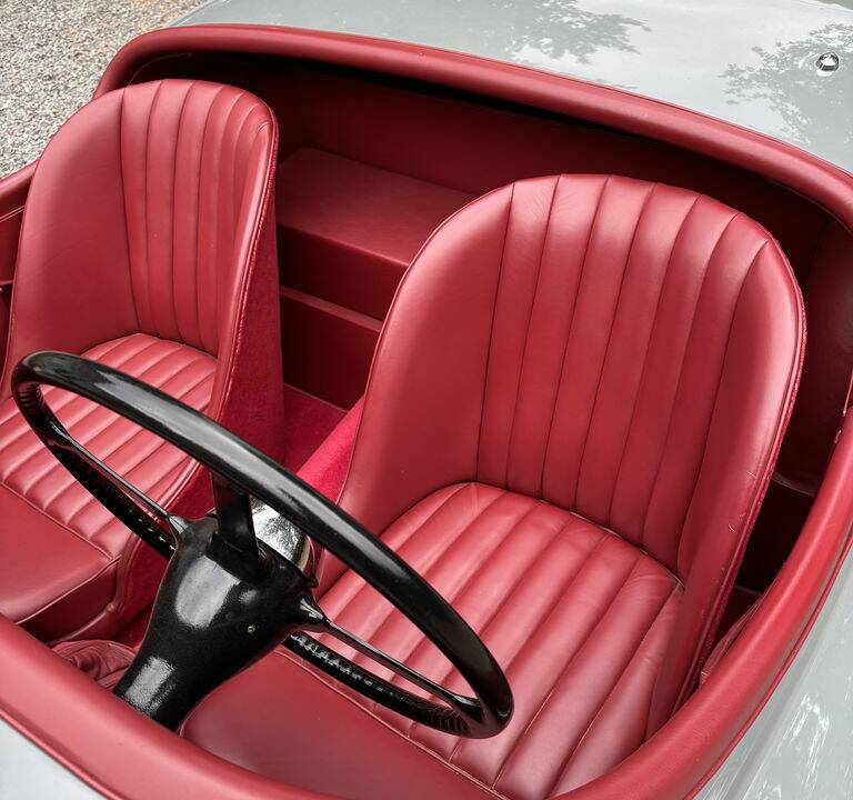 Bild 2/8 von Jaguar XK 120 OTS (1950)