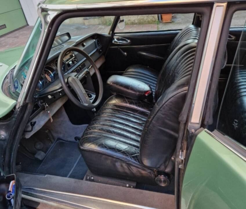 Bild 2/8 von Citroën DS 21 (1972)
