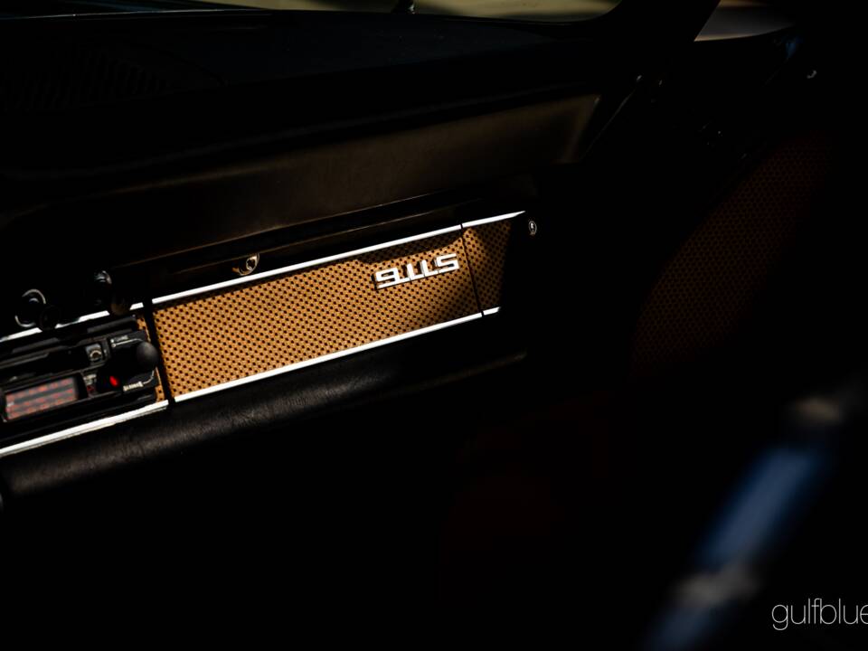 Image 39/64 de Porsche 911 2.2 S (1970)