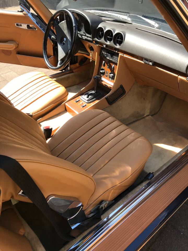 Image 27/53 de Mercedes-Benz 380 SL (1988)