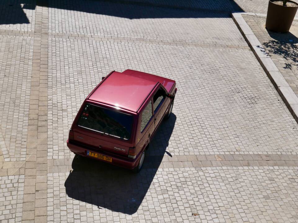 Immagine 4/20 di FIAT Panda 750 (1992)