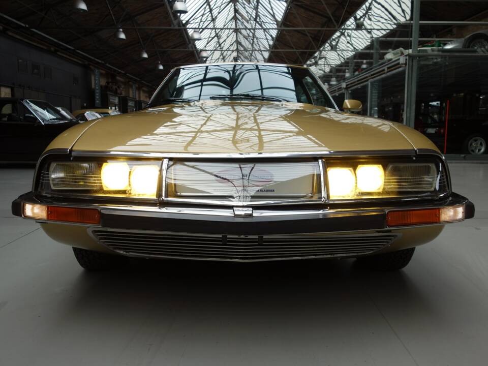 Image 5/32 de Citroën SM injection (1973)