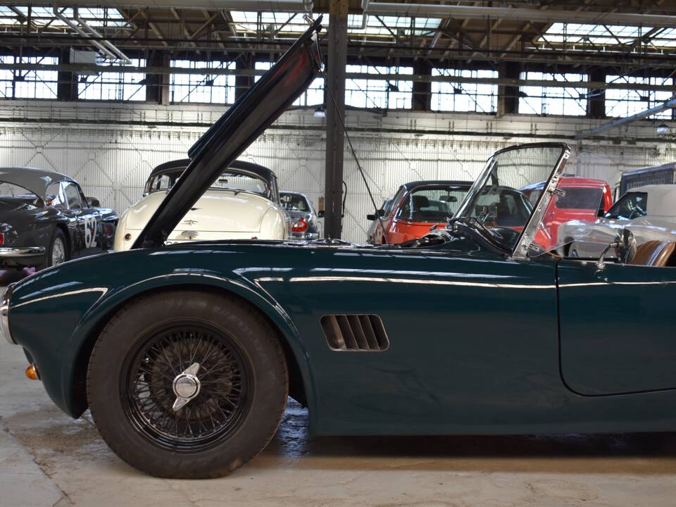 Image 33/39 of Hawk Cobra 289 (1968)