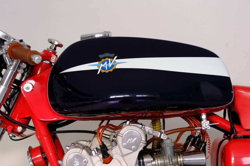 Image 55/99 of MV Agusta 750 Sport (1971)