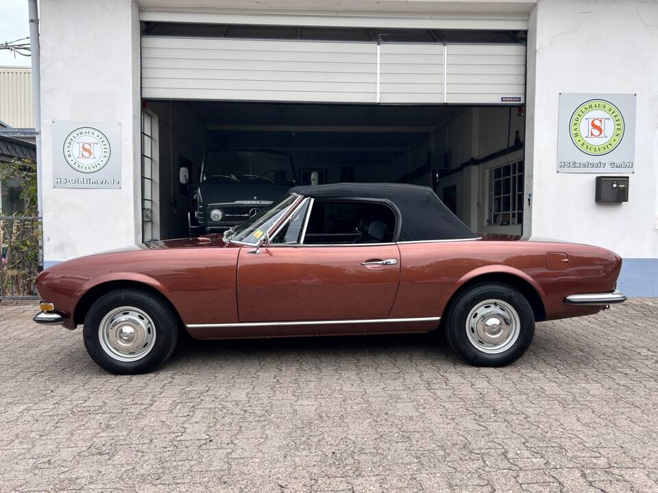 Imagen 34/35 de Peugeot 504 Convertible (1971)