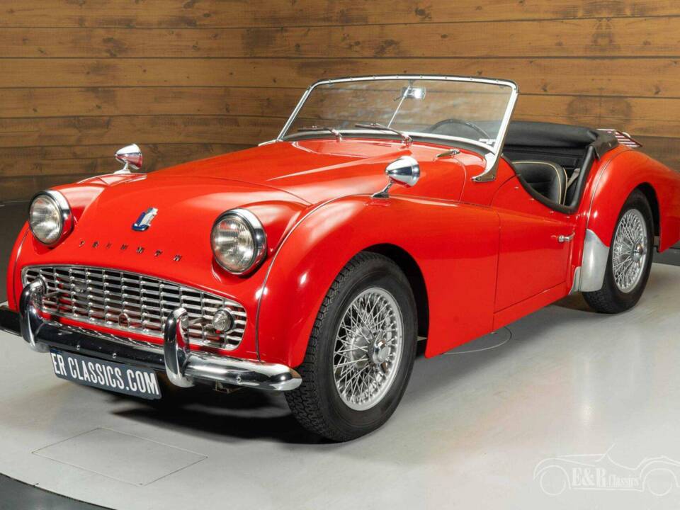 Immagine 2/19 di Triumph TR 3A (1961)