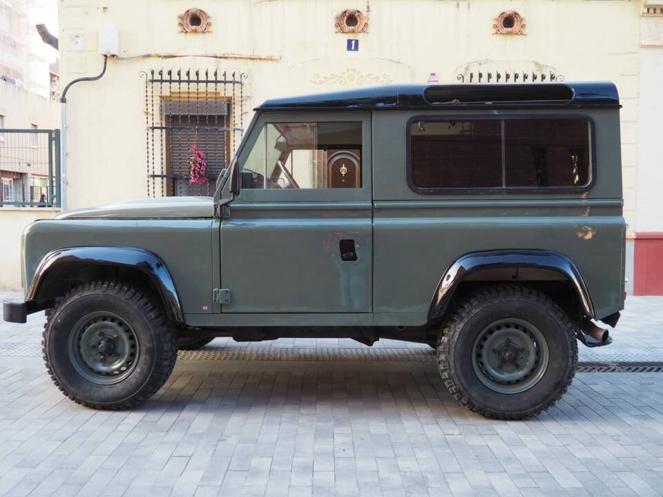 Imagen 13/17 de Land Rover Defender 90 Heritage (2006)