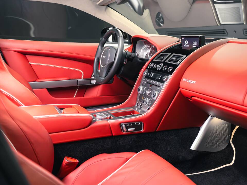 Image 29/38 of Aston Martin Virage (2012)